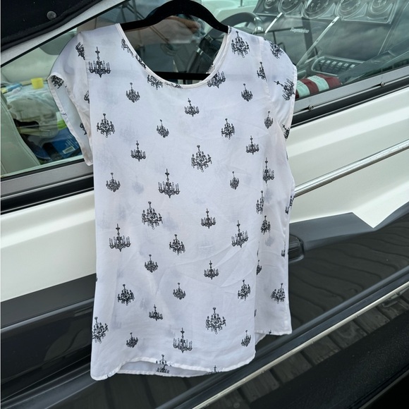 Banana Republic Tops - Banana Republic women’s shirt (A17)
